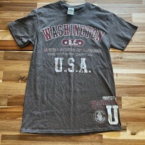 Washington DC size small short sleeve t-shirt‎
